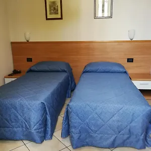 Salerno 3* Mediolan